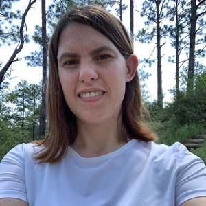 Meet your Posher, Laura